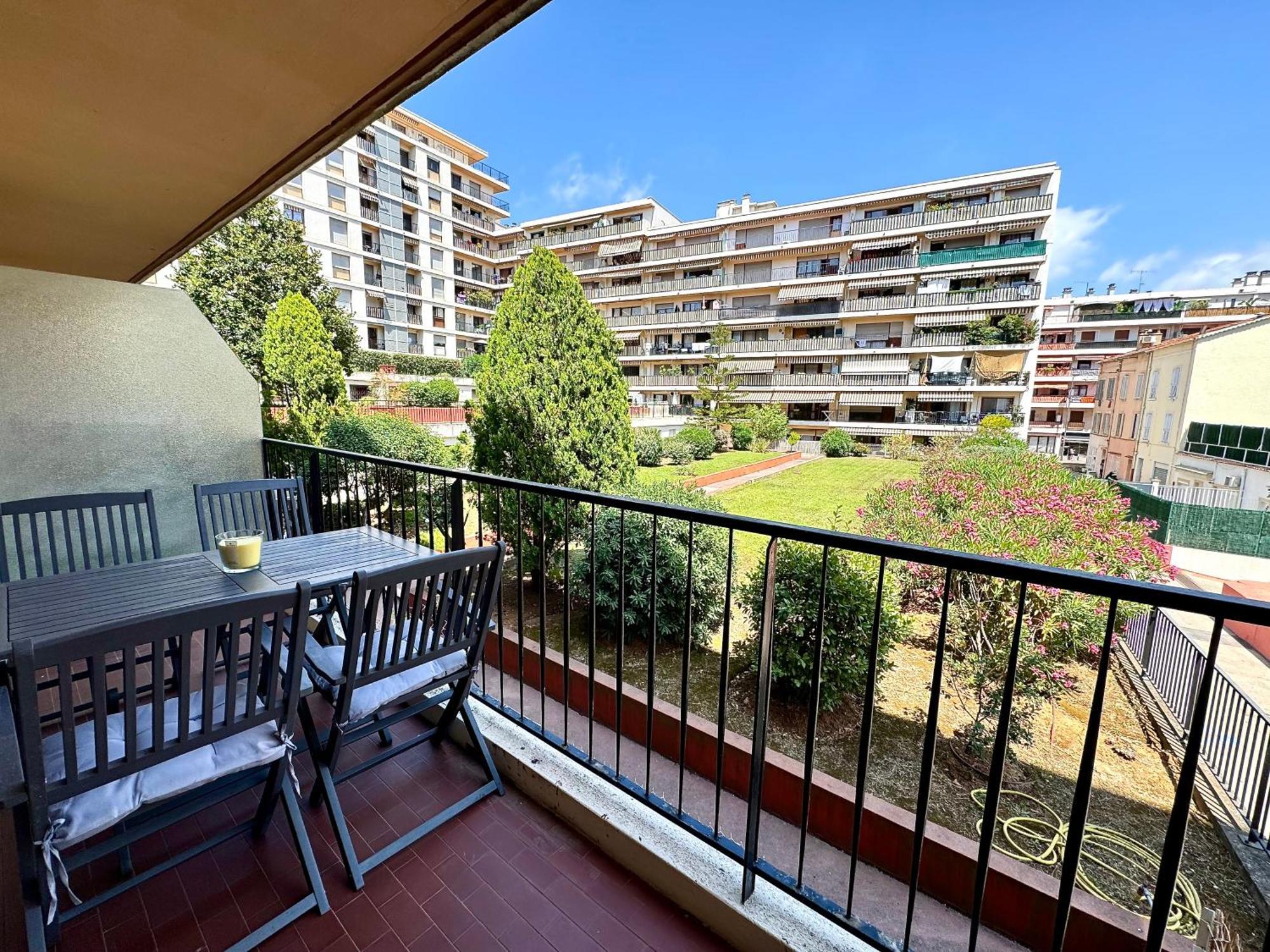 Plaza By Scls Locations * Cannes